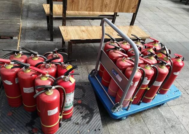 1670825511931490.jpg 即墨区热电厂消防器材监检测正在进行中1.jpg